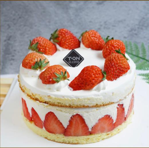 ins风草莓裸蛋糕【采用新西兰进口安佳淡奶油】 商品图0