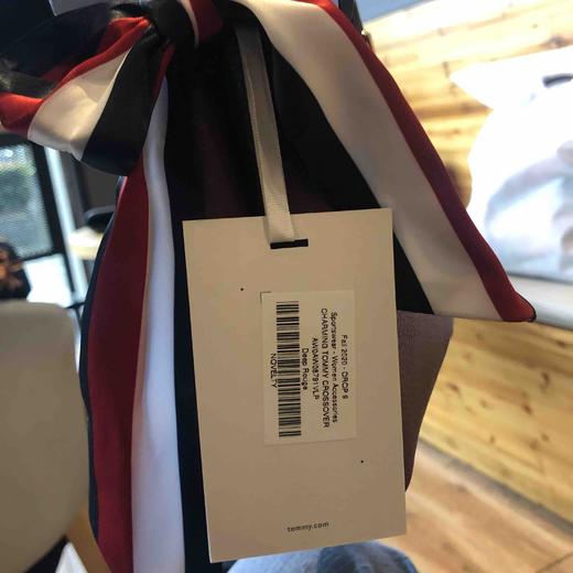 Tommy Hilfiger秋冬新款红色丝带斜挎女包小包 商品图10