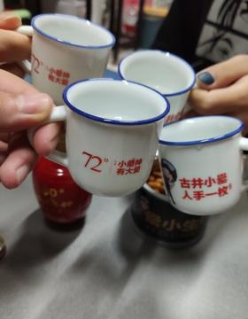 秋风起，蟹脚痒；菊花开，闻蟹来