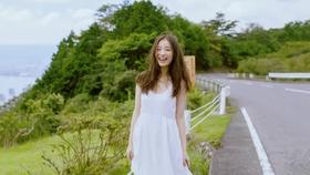  精致女孩基本款！现在流行模仿刘雯、倪妮这样拍旅行照 