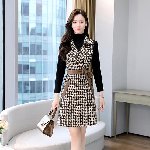 WZNH-CPYY9083秋冬新款女毛呢小香风拼接收腰两件套马甲连衣裙 商品图3