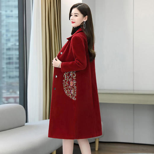 WZNH-HRYZ7173冬季修身中长款方领单排扣纯色刺绣呢子大衣 商品图4