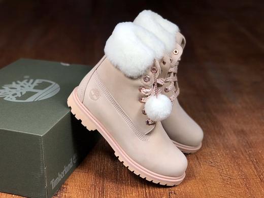 Timberland 续冰淇淋少女风格热卖款 再现添柏岚限量款shearling 蝴蝶毛球款 商品图0