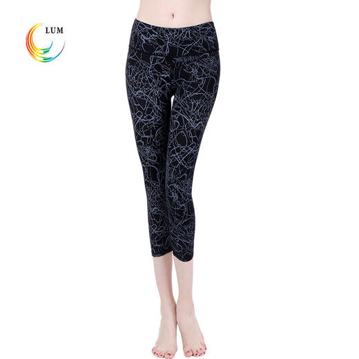 LUM79128露檬印花瑜伽七分裤 商品图0