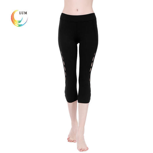 LUM79135露檬排孔造型瑜伽七分裤 商品图3