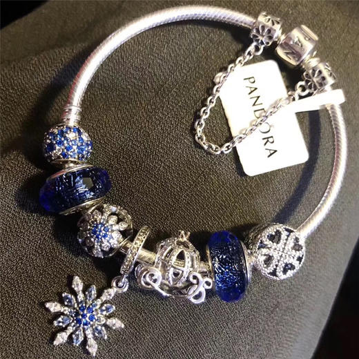 【品牌授权 全国联保】纯银珠子蓝色雪花吊坠琉璃蛇骨成品手链 商品图0