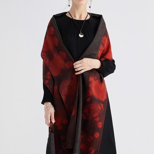 TANGY Collection / 天意精品 暗香系列 莨绸印染围巾 商品图1