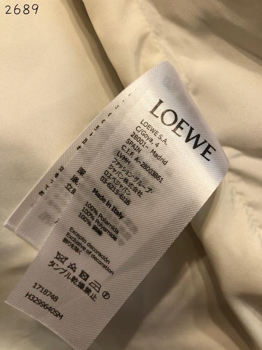 点此购买 罗意威男女款雪山迷彩连帽羽绒服 唯162837 商品图7