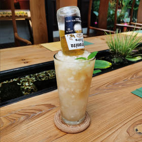 蜜桃啤酒