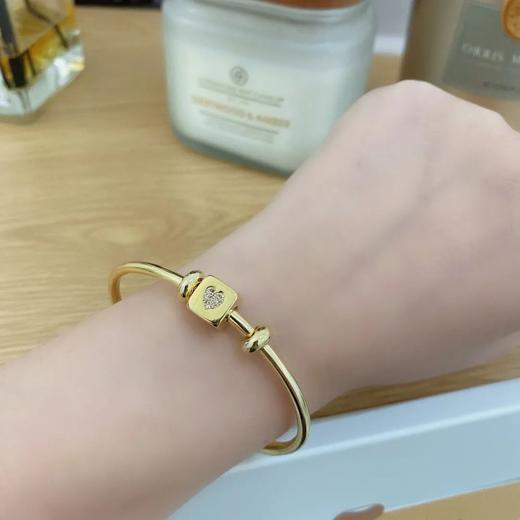 APM MONACO 桃心骰子银开口手镯 MONTE-CARLO系列（5到7天发货） 商品图1