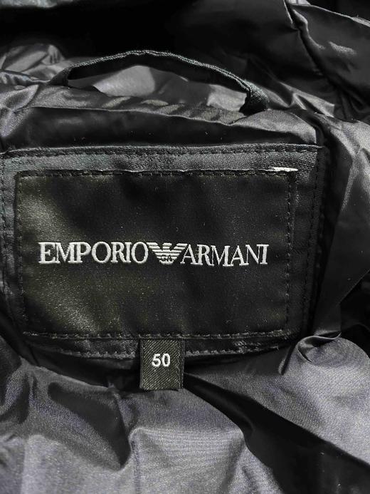 Emporio Armani新款暗花logo轻薄款夹克棉服 旗舰店4200元在售 商品图8