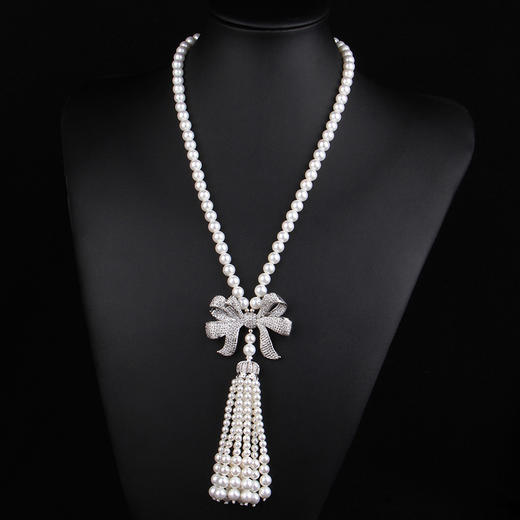 上海旗袍厂NM-MYL-201810263秋冬时尚经典天然贝壳珍珠项链女锆石吊坠毛衣链长款项饰颈链 商品图6