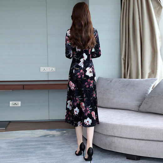 WZNH-BBL1096潮流简约个性显瘦修身百搭立领长袖连衣裙 商品图4