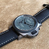 VS新品沛纳海Luminor Marina 44MM “烟灰”1662 喷砂钛壳工业感十足护侨把 圈口 把头深色碳纤维 色调层次高级上档次，与1661 相似却比1661 更闷骚，实表比图片好看。 商品缩略图4