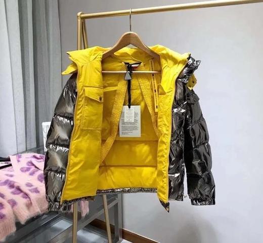 点此购买 蒙口×Genius男女款两面穿连帽羽绒服 东163298 商品图8