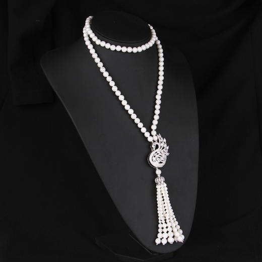 上海旗袍厂NM-MYL-201810263秋冬时尚经典天然贝壳珍珠项链女锆石吊坠毛衣链长款项饰颈链 商品图5