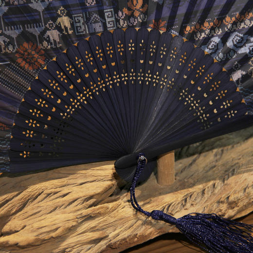 【文创公益•精准扶贫】湖南大学上瑶山系列•青头女扇 商品图3