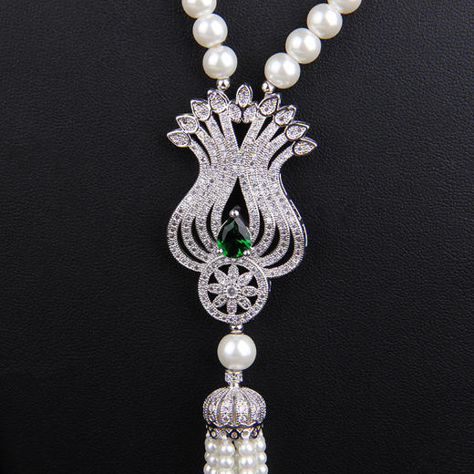 上海旗袍厂NM-MYL-201810263秋冬时尚经典天然贝壳珍珠项链女锆石吊坠毛衣链长款项饰颈链 商品图9