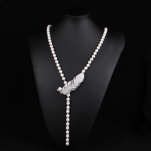 上海旗袍厂NM-MYL-201810263秋冬时尚经典天然贝壳珍珠项链女锆石吊坠毛衣链长款项饰颈链 商品图2