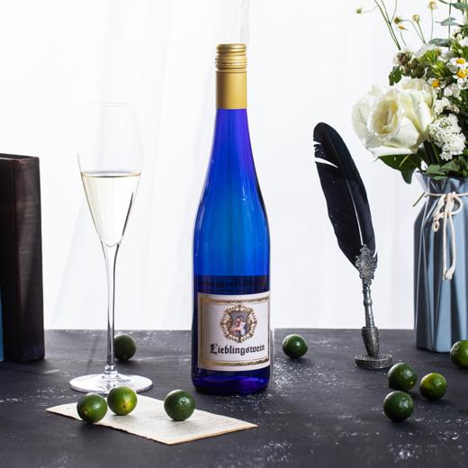 雷司令半甜白葡萄酒