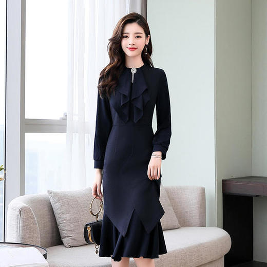 WZNH-MLJL8962新款气质修身中长款显瘦鱼尾裙 商品图3