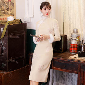 YZY-20465秋冬款旗袍粉花兔可爱少女旗袍修身素色加厚连衣裙旗袍