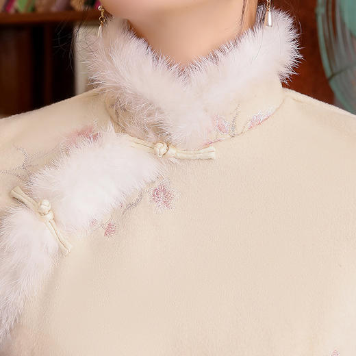 YZY-20465秋冬款旗袍粉花兔可爱少女旗袍修身素色加厚连衣裙旗袍 商品图4