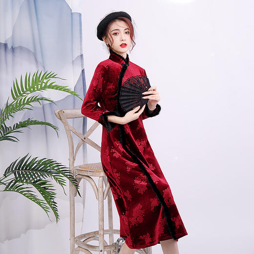 上海旗袍厂BJ-20105秋冬新款韩国绒长款妈妈装旗袍 复古日常改良旗袍连衣裙 商品图2