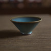 清原斗笠杯 一个 手工钧瓷斗笠盏，口径10cm高度5cm，宋代美学器型典范，手感温润，更能提升茶席雅趣。 商品缩略图0