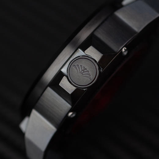 peacock孔雀手表抗美援朝70周年纪念款镂空陀飞轮机械表