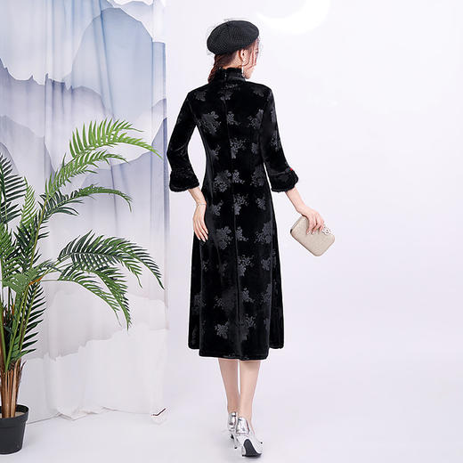 上海旗袍厂BJ-20105秋冬新款韩国绒长款妈妈装旗袍 复古日常改良旗袍连衣裙 商品图3