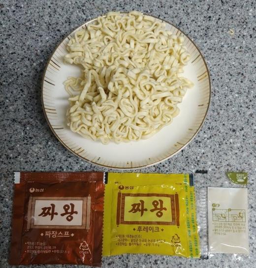 农心炸酱面炸王농심짜왕 商品图2