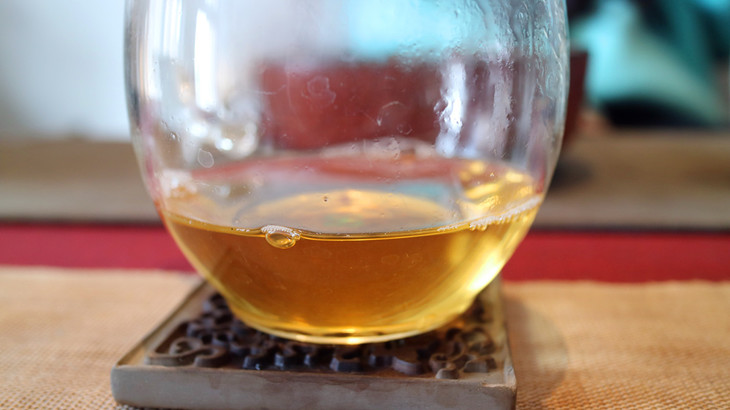 熙春香丸2016普洱生茶龙珠送你芳香明媚春光