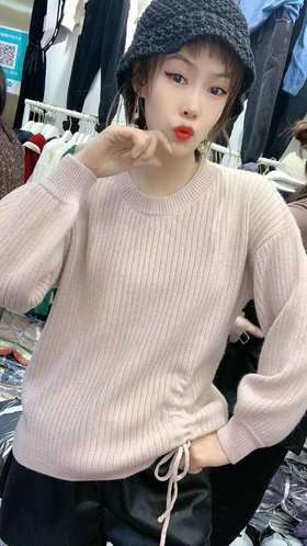 麦浪雨176款。秋冬圆领亮丝套头针织毛衫