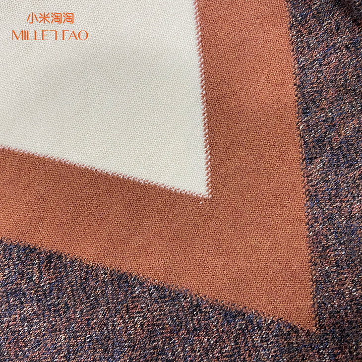 2020冬季新款高领v字三色拼色针织衫6077j