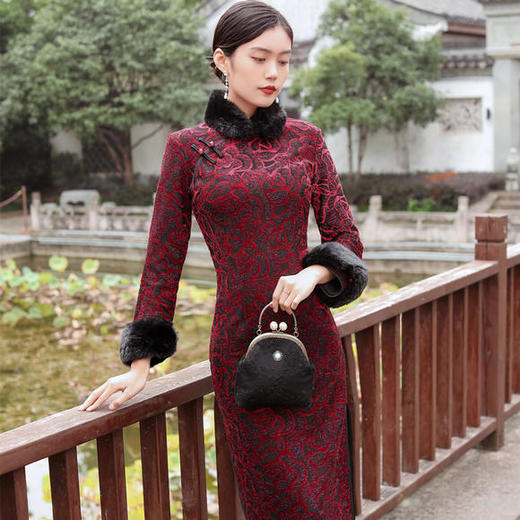 SYK-21286冬季新款复古立领加绒加厚七彩丝长款旗袍 商品图0