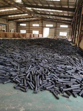 木炭    一箱25斤 （折合1.8元/斤）