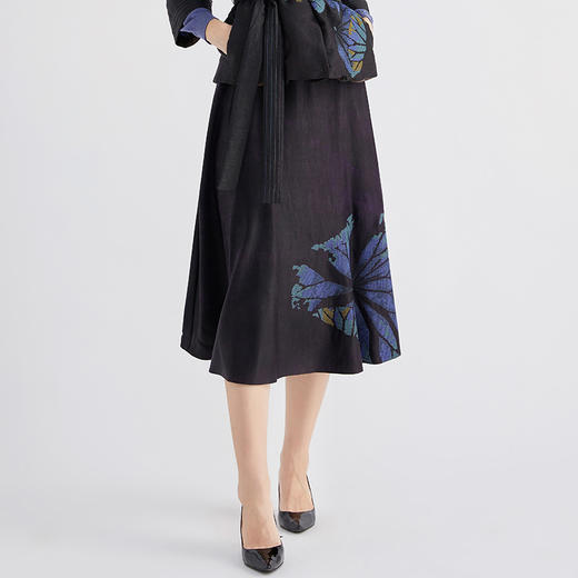 TANGY Collection 天意精品 暮禅系列 中式复古款 莨绸绣花半身裙 L204825 商品图2