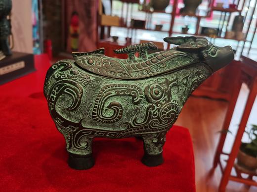 牛尊/容酒器/商代后期 商品图3