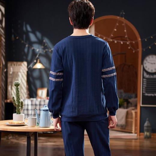 【服饰鞋包】*男士睡衣套装秋冬季长袖纯棉加厚双面抽条套头运动休闲家居服 商品图3