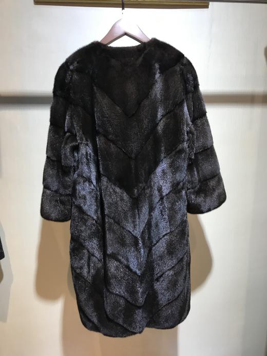 206PC071--咖啡色水貂款皮大衣--《冬季时尚系列》 商品图4