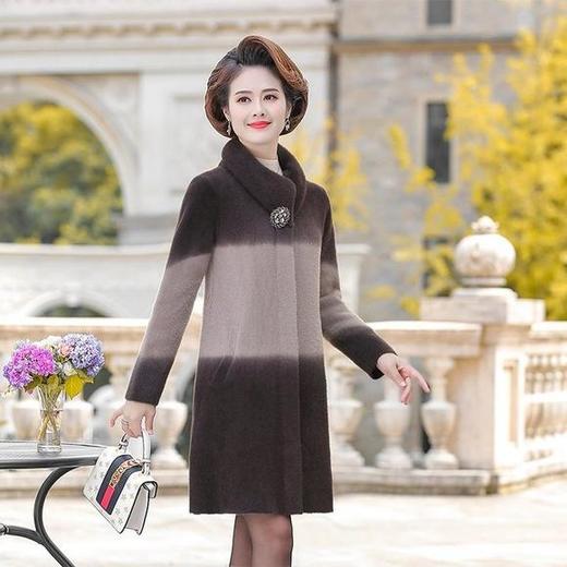 金宏江南2129秋冬新款时尚拼色水貂绒外套 商品图3