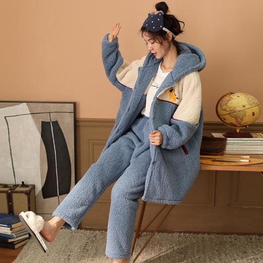 【睡衣女】*冬季加厚羊羔绒连帽中长款睡袍可爱卡通韩版家居服套装 商品图0