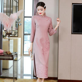MW-HY99591旗袍改良长袖连衣裙2020新款刺绣时尚妈妈装秋装