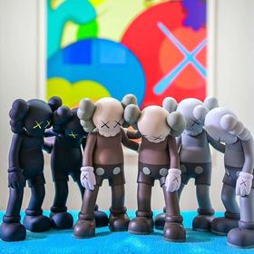 Kaws along一组-GXHK
