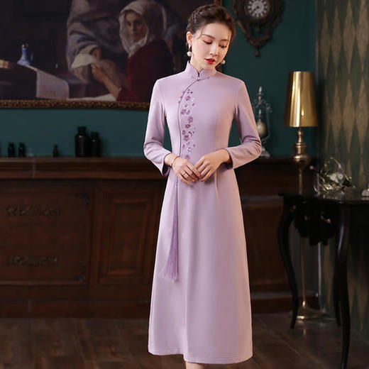 XGT2444高端新款改良弹力针织复古绣花中长A摆旗袍连衣裙 商品图0