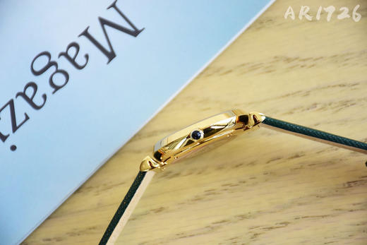 原单阿玛尼ARMANI女表AR1726
表壳：精钢
表镜：矿物质强化玻璃
表带：真皮 商品图5