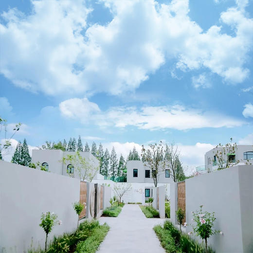 孩子志旅行 | 原舍·屿光温泉酒店 /// 探索私藏在小岛上的白屋民宿，在这秋末冬初的季节和心爱的人一起去泡暖暖的温泉~两天一夜，环岛骑行、抓螃蜞、看日落，尽情享受慢岛生活~ 商品图1