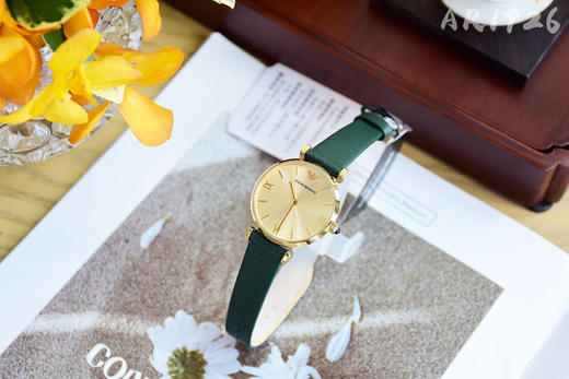 原单阿玛尼ARMANI女表AR1726
表壳：精钢
表镜：矿物质强化玻璃
表带：真皮 商品图2