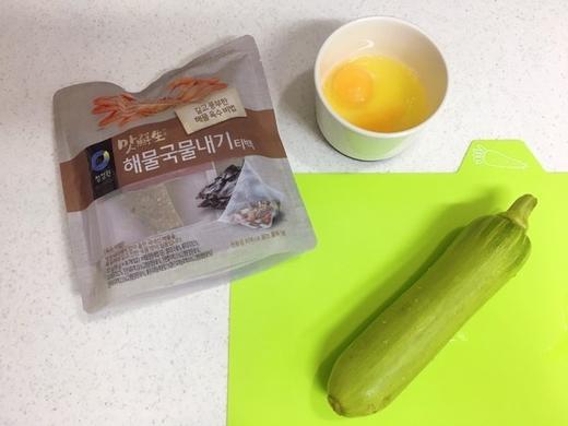 清净园味先生海鲜汤包72g청정원맛선생해물국물내기72g 商品图1